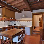 Fattoria Di Cinciano مزرعة للإقامة